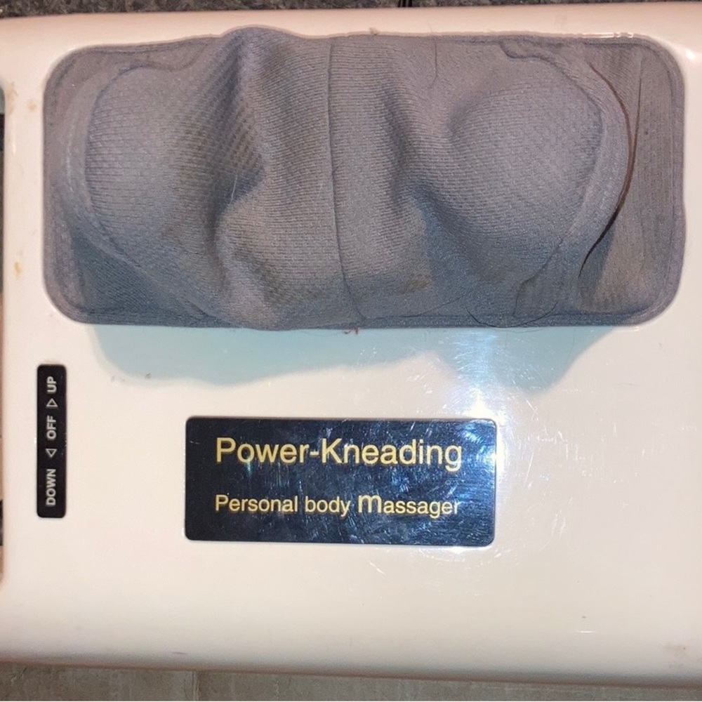 Cute  compact neck massager